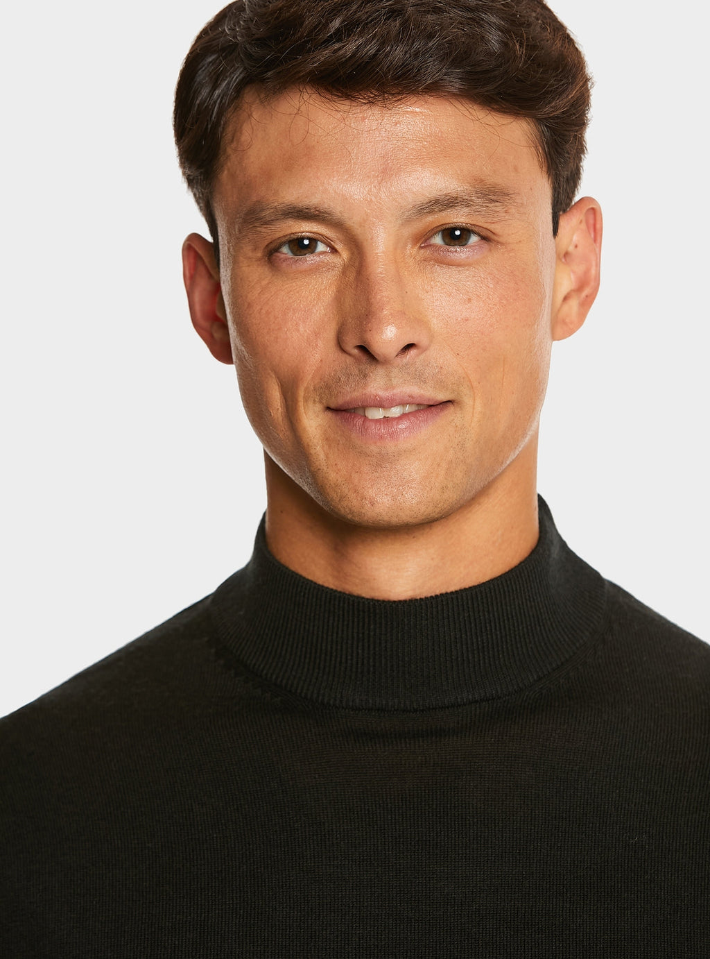 Maglia in pura lana merino mezzo collo alto