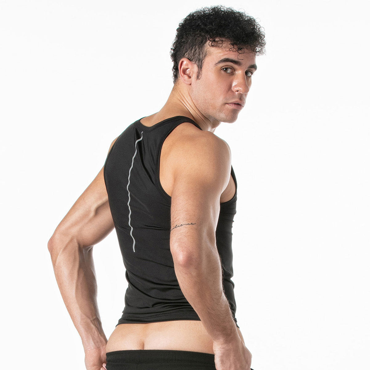 Sports Crop Tank Top Black-1