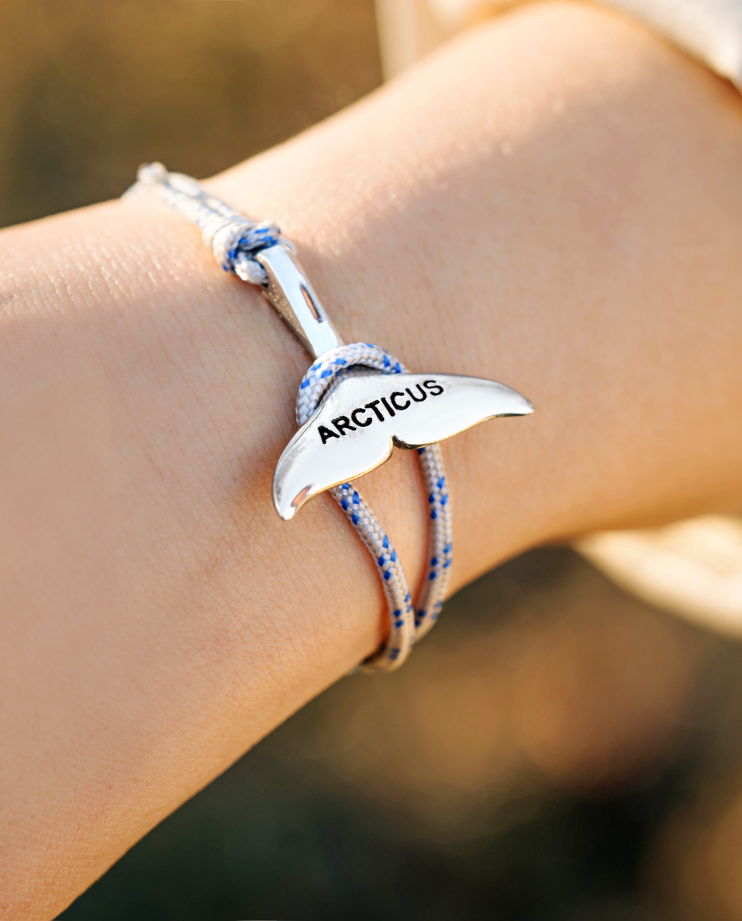 Whale Tail - White-1