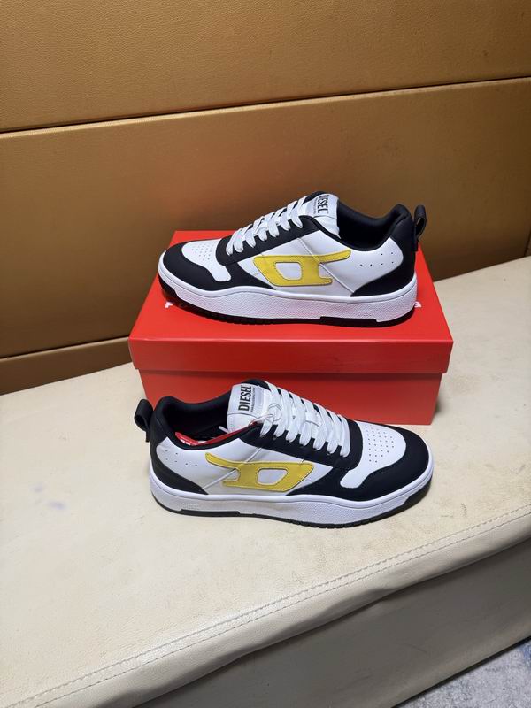 Diesel sneakers med gul sidodetalj från sidan och ovanifrån