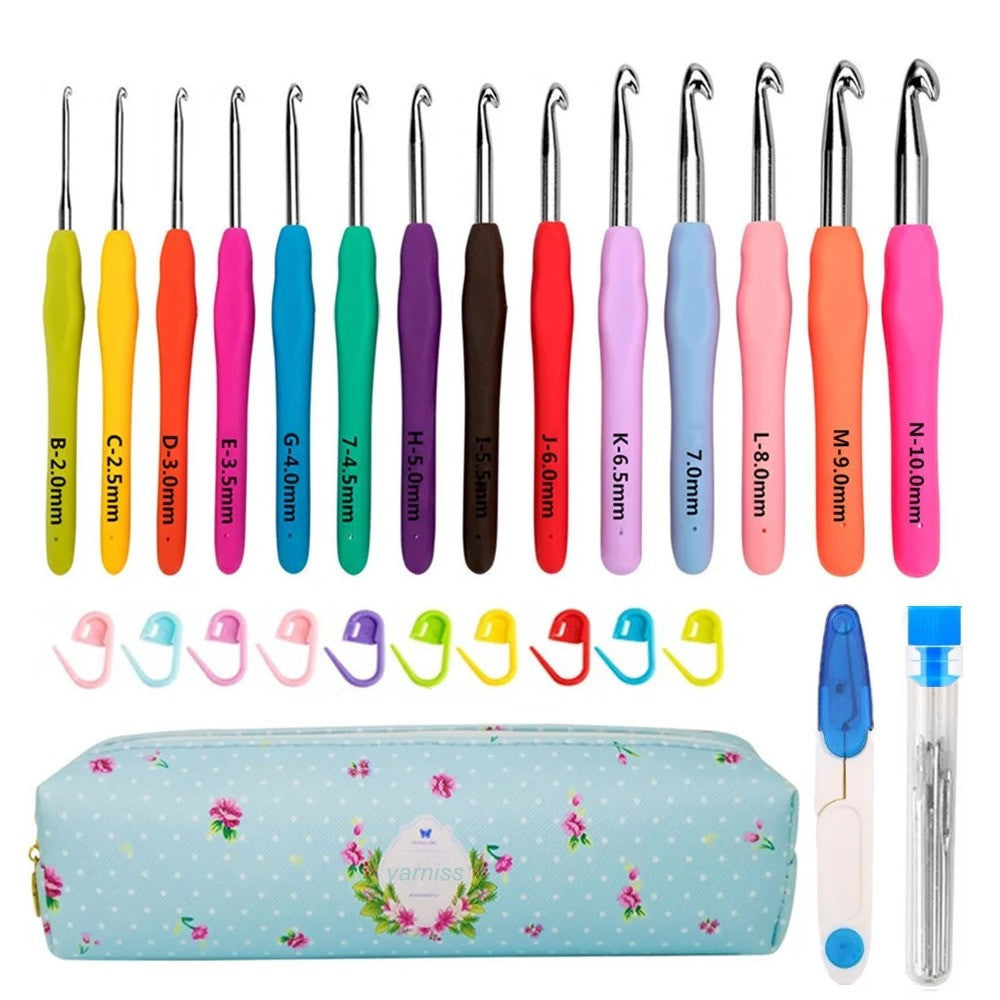 Zestaw szydełkowy z akcesoriami w etui-2
