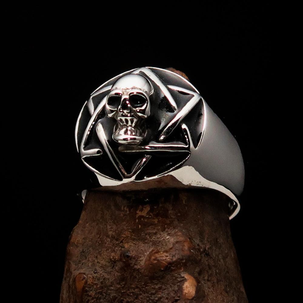 Excellent crafted domed Men's Hexagram Skull Ring - Sterling Silver-0