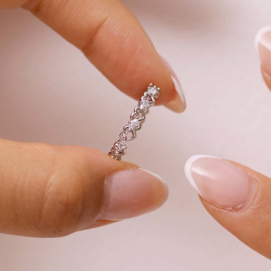 Cubic relay heart ring-2
