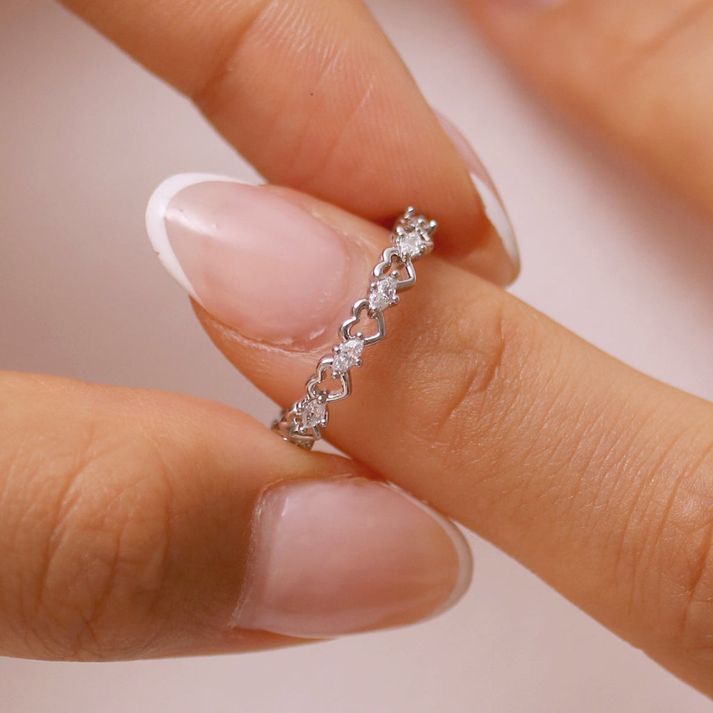 Cubic relay heart ring-3