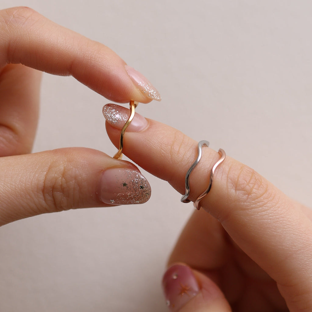 Minimalist Wave Ring