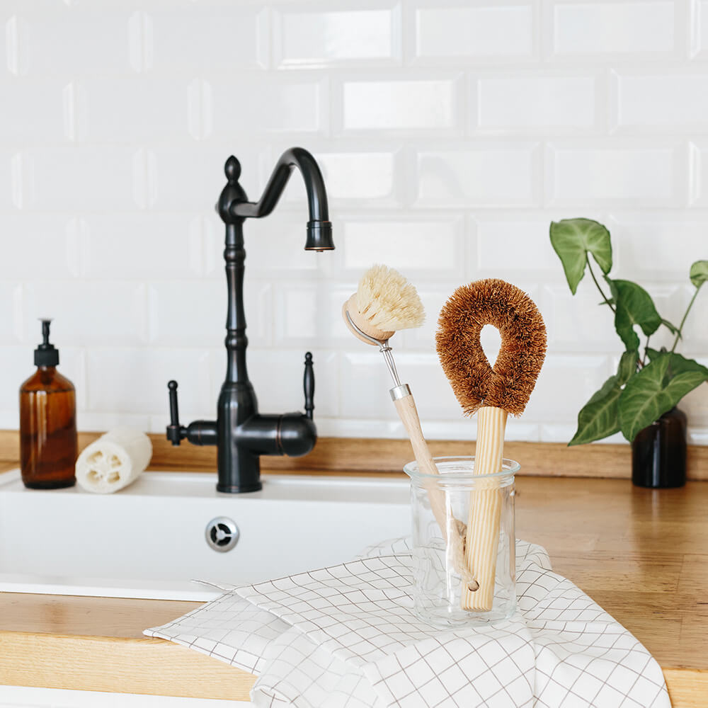 Natural Dish Brushes for Washing Up | Plant Based Kitchen Scrubber Brush (6 Piece Starter Set)