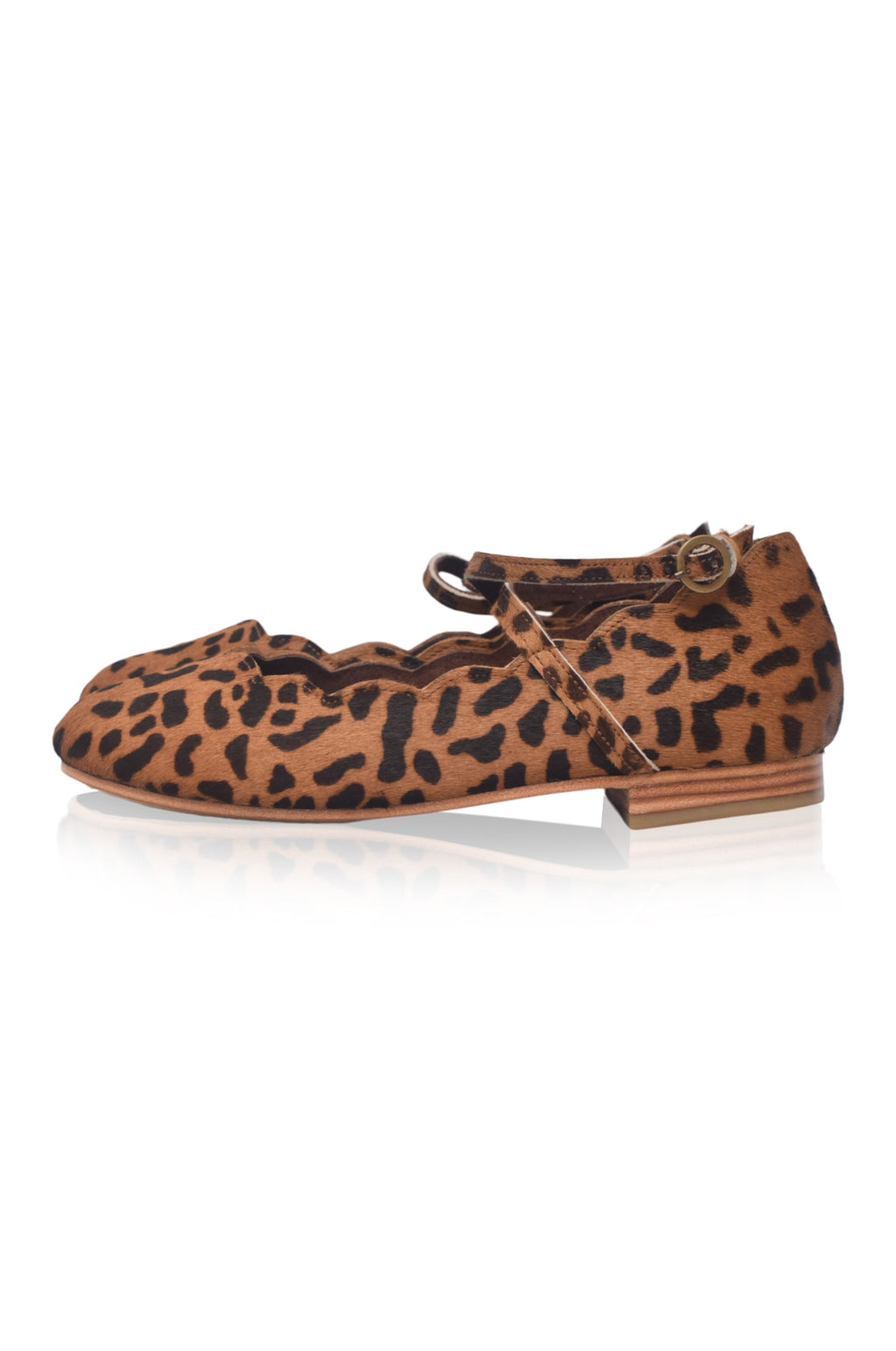 Myrelle Criss-Cross Leather Ballet Flats-9