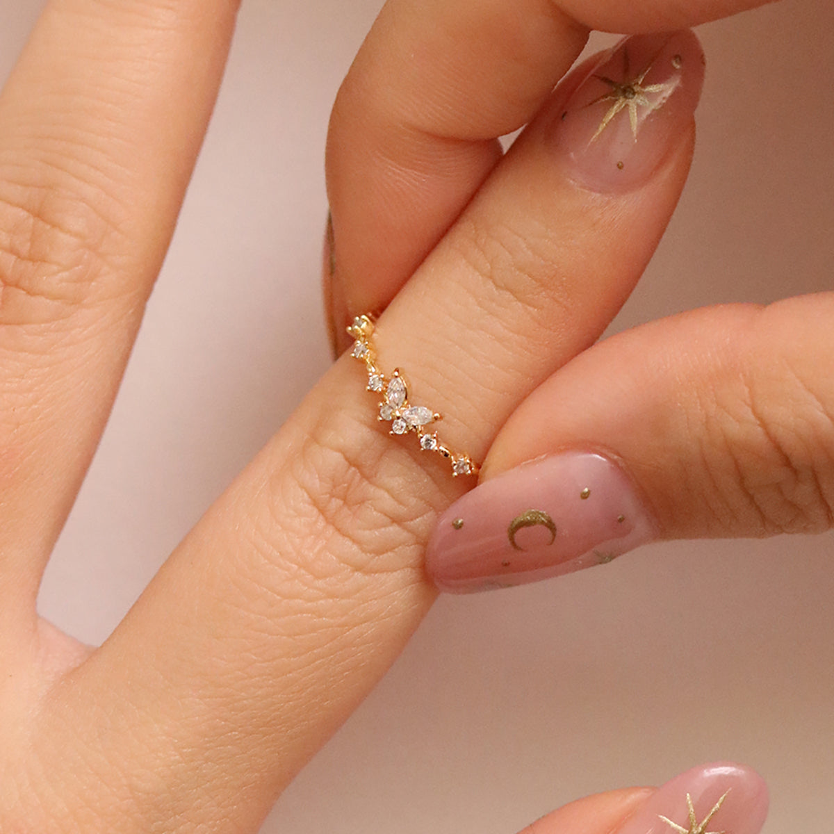 Cubic butterfly ring-2