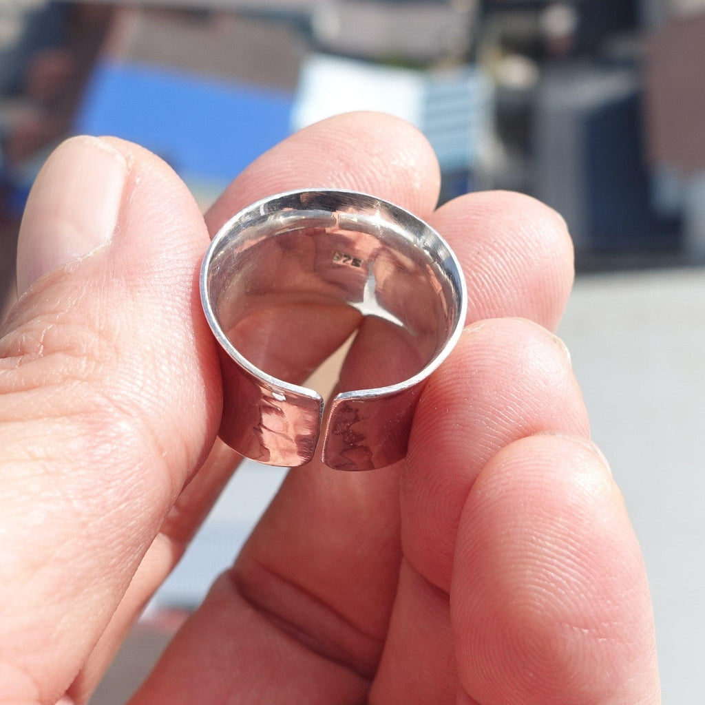 Minimalist Silver Ring, Sterling Silver Ring, handmade silver ring, hammered design, wide band Ring, Unisex Design - flexible Size 7.5-3