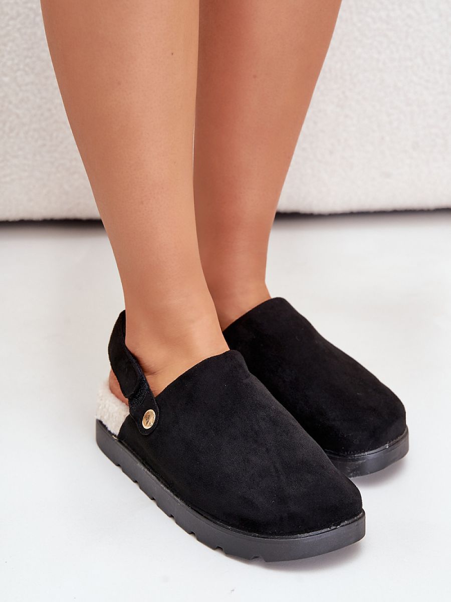 Slippers model 203605 Step in style