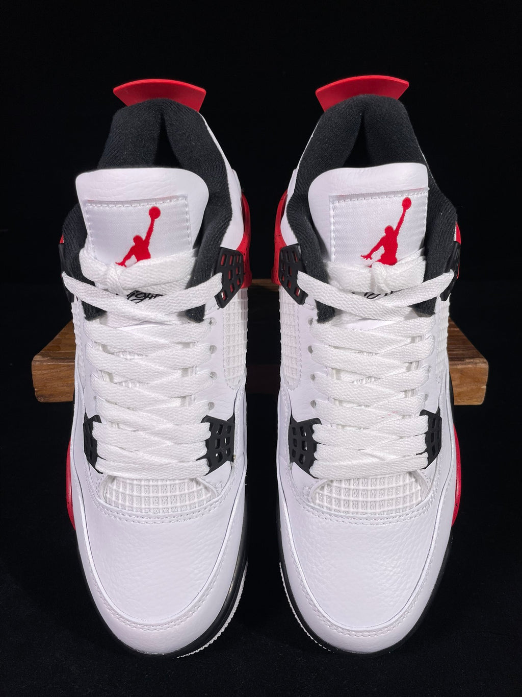 Air Jordan 4 Retro 'White Cement'