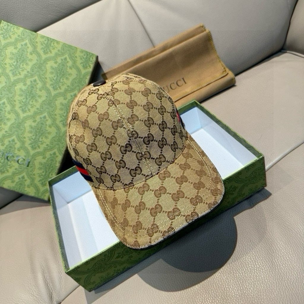 Gucci   Шапки с козирка