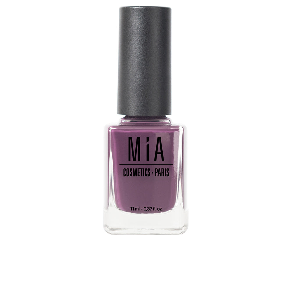 #raisin NAIL POLISH