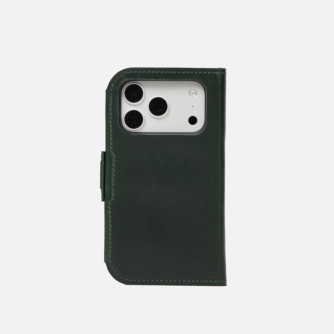 Classic 5.1 Leather Folio Case for iPhone 18 Pro & Pro Max with MagSafe-7