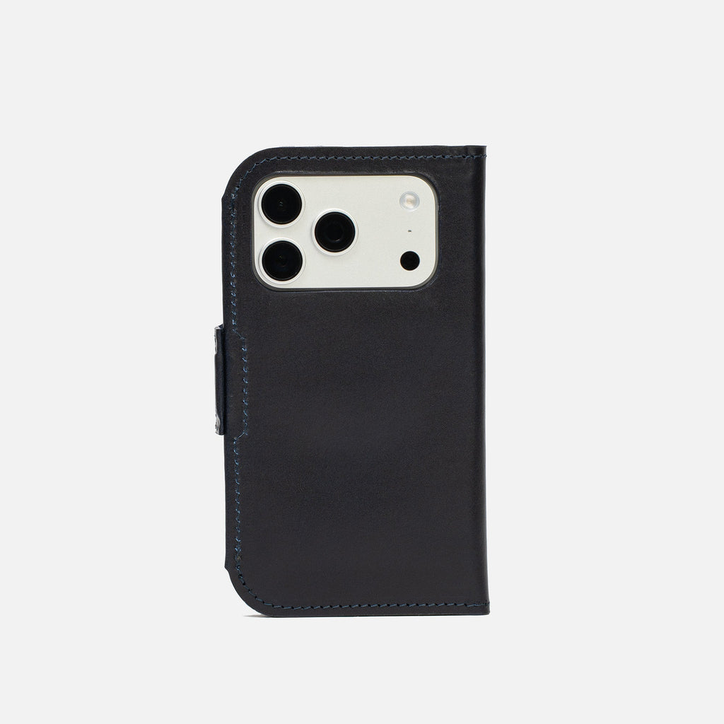 Classic 5.1 Leather Folio Case for iPhone 18 Series with MagSafe-8