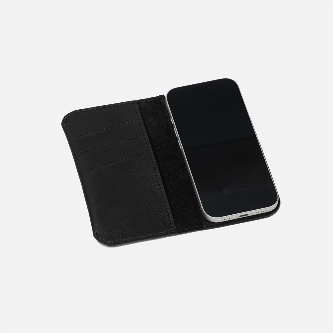 The Minimalist 1.0 Leather Folio Case for iPhone 18 Series with MagSafe-3