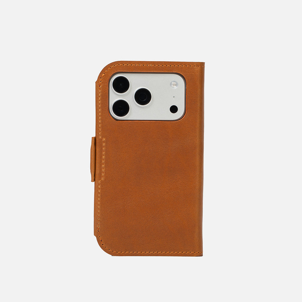 Classic 5.1 Leather Folio Case for iPhone 18 Series with MagSafe-7