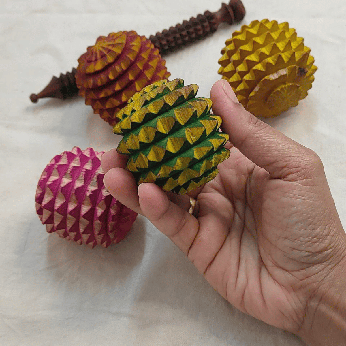 Wooden Reflexology Ball – Handmade Acupressure Massage Ball-1