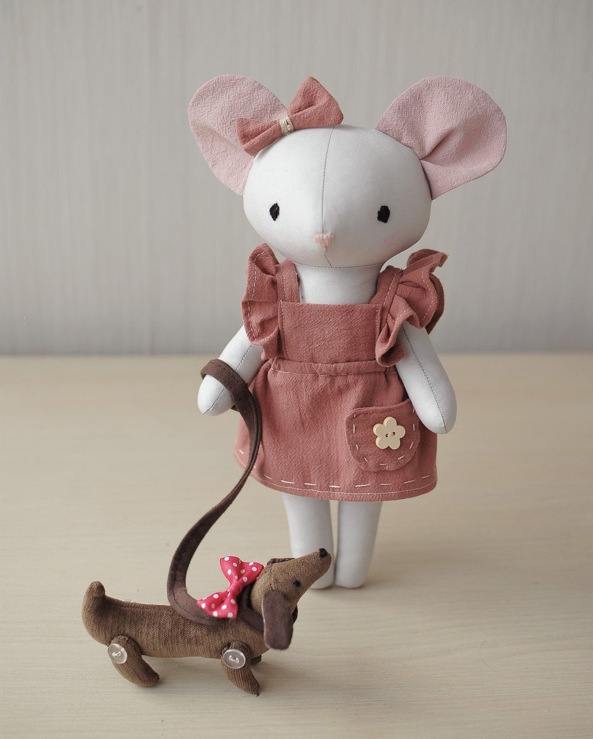 Cute mouse with little dog-0