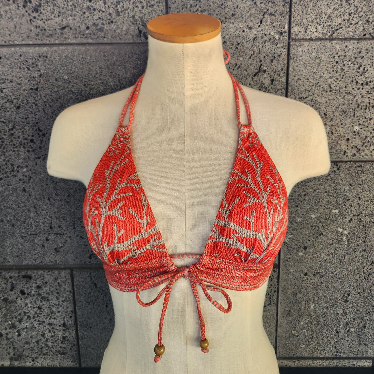 Loco Boutique Coral Keyhole Front Banded Chest