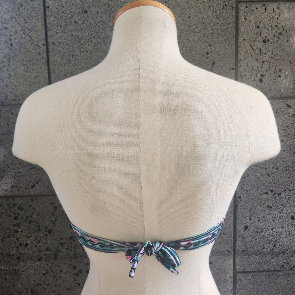 Loco Boutique Equalizer Twisted Bandeau